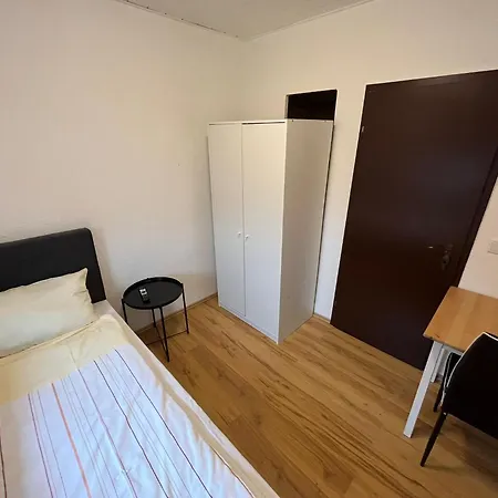 Monteurwohnungen Naehe Holsten Galerie Appartement Neumünster