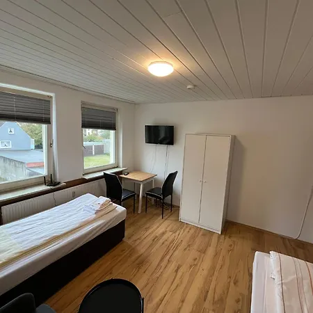 Monteurwohnungen Naehe Holsten Galerie * Neumünster