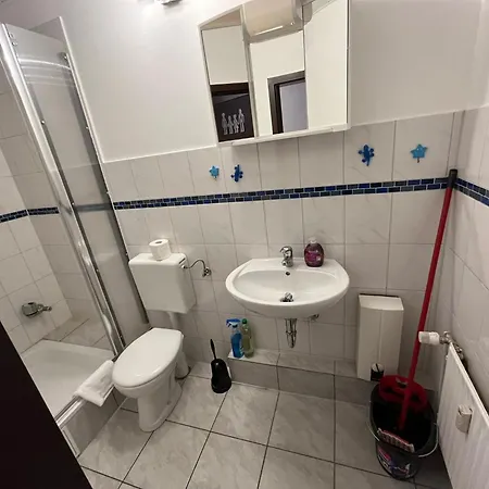 Monteurwohnungen Naehe Holsten Galerie * Neumünster